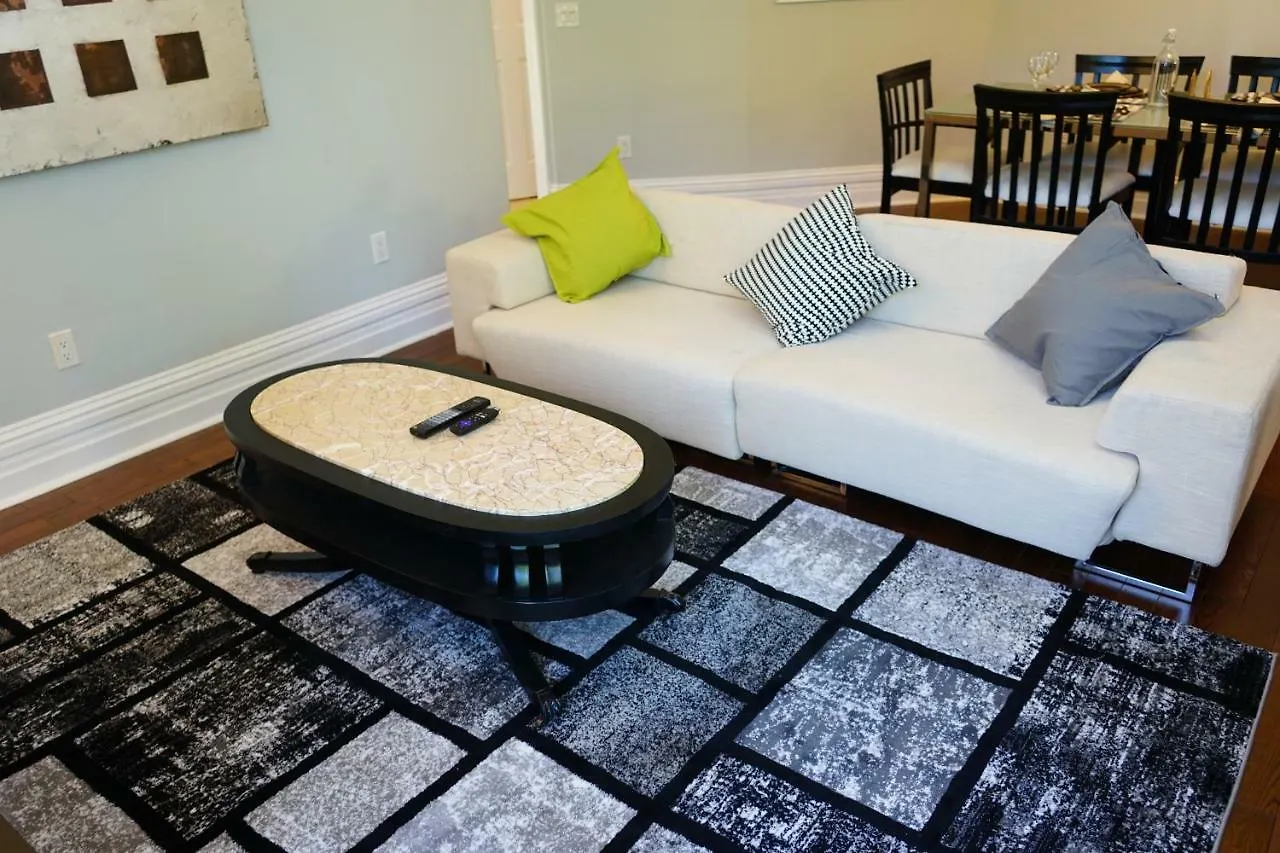 Holiday home The Woodbine Beach House Hotel Toronto