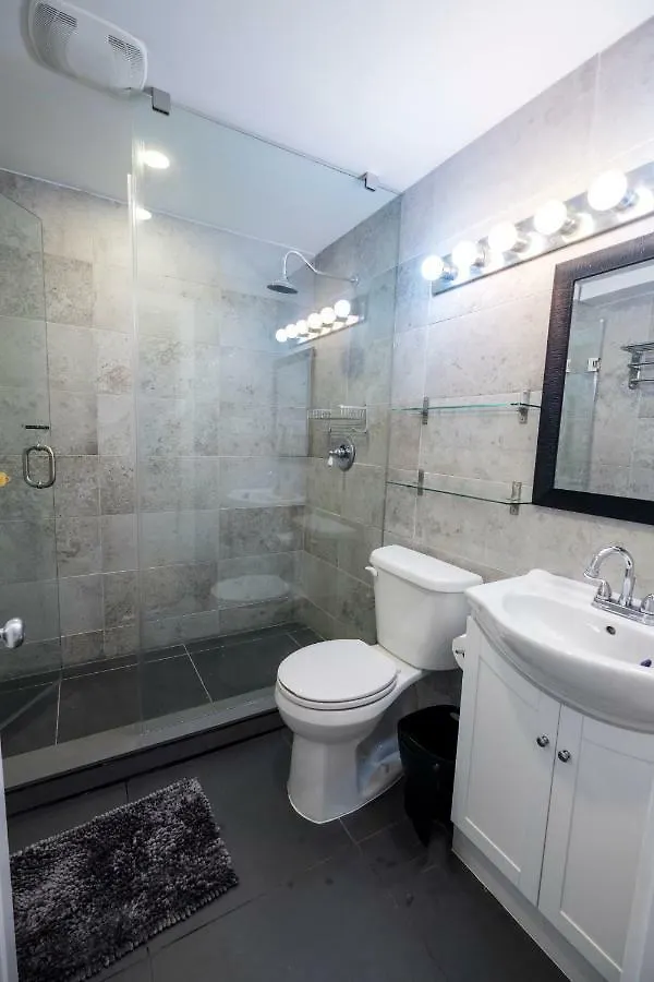 Holiday home The Woodbine Beach House Hotel Toronto
